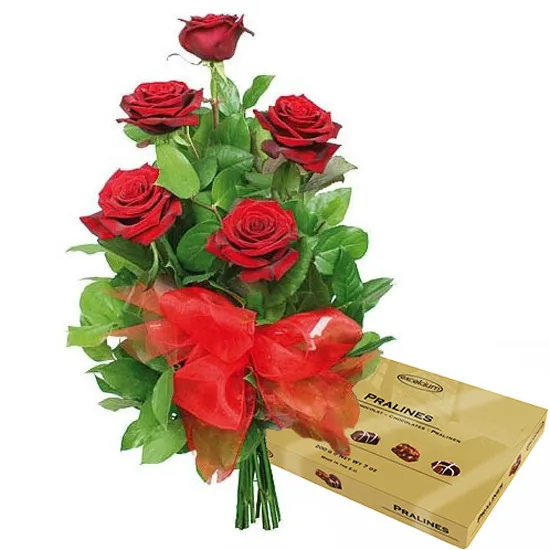 Roses with chocolates
