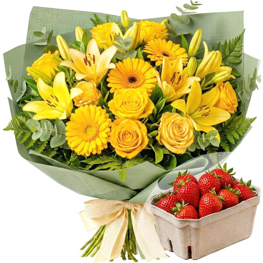 Sunny bouquet with strawberries