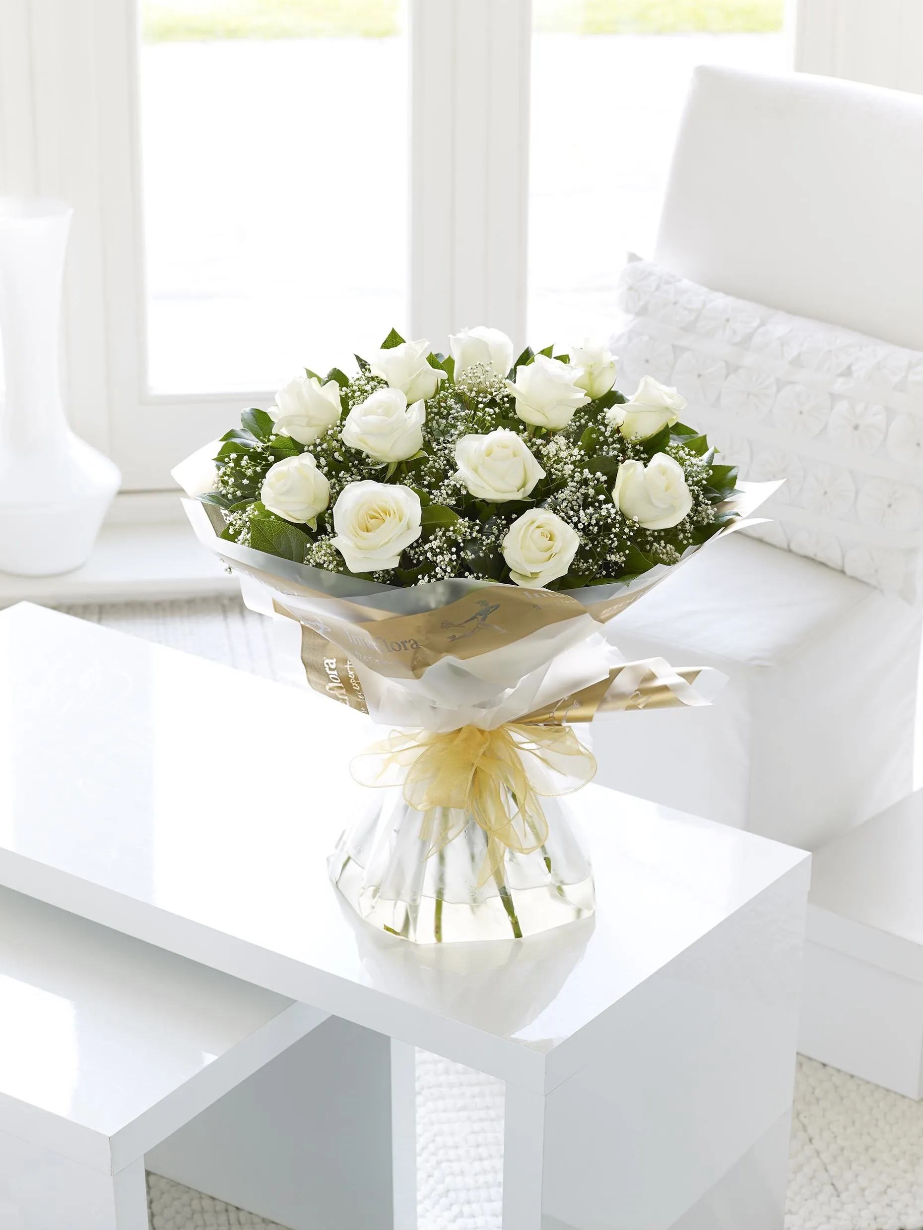 White Rose Hand-tied - Argentina