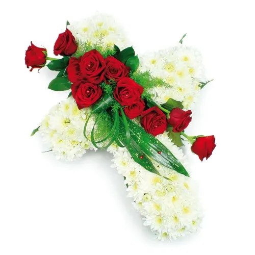wiązanka spoczywaj w pokoju, wiązanka pogrzebowa z różami zielenią dekoracyjną i białymi margaretkami ułożonymi w kształt krzyża