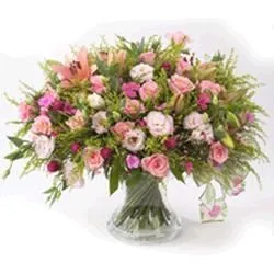 BOUQUET IN PINKS - Israel
