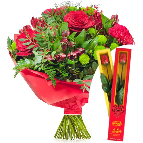 Love Story Bouquet with Extras | Poczta Kwiatowa®