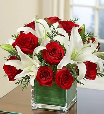 Czerwone róże i białe lilie 