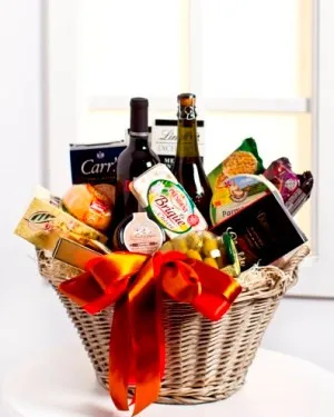 Luxurious Gourmet Gift Basket - Latvia