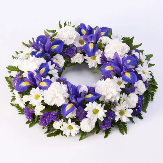 Classic Wreath - Blue and White