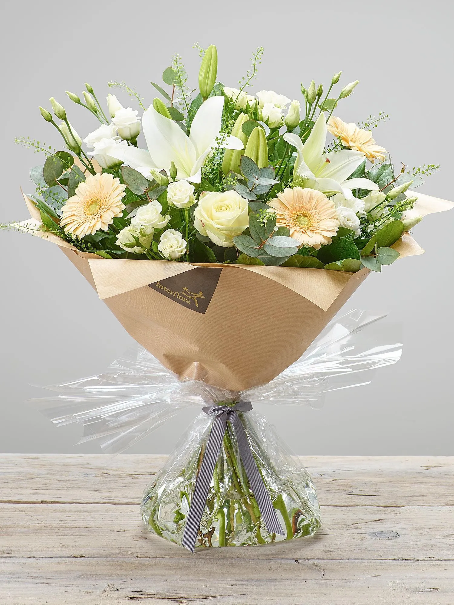 FOND MEMORIES HAND-TIED