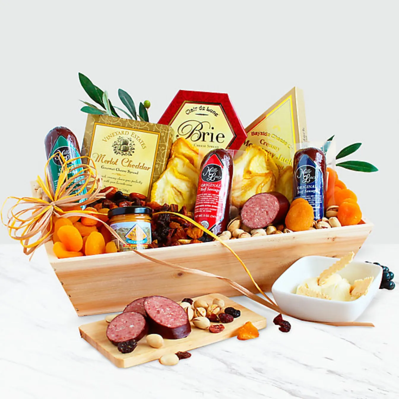 Deluxe Meat & Cheese Gift - Puerto Rico