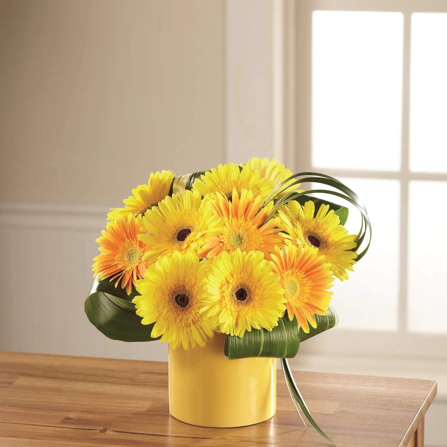 Sunny Surprise™ Bouquet C5-5156 - Antigua & Barbuda