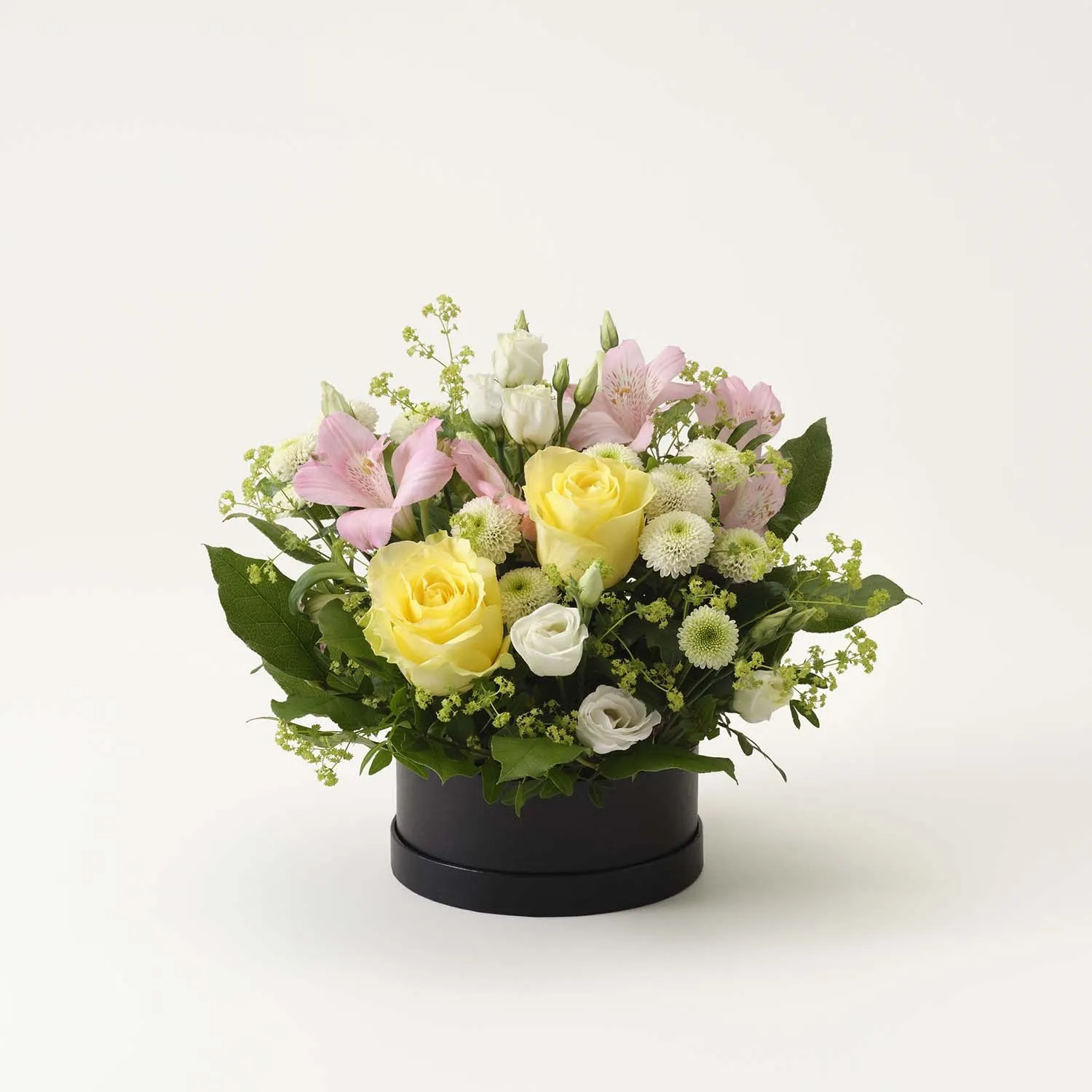 Kompozycja kwiatów ciętych, kwiaty do szwecji, poczta kwiatowa kwiaty 