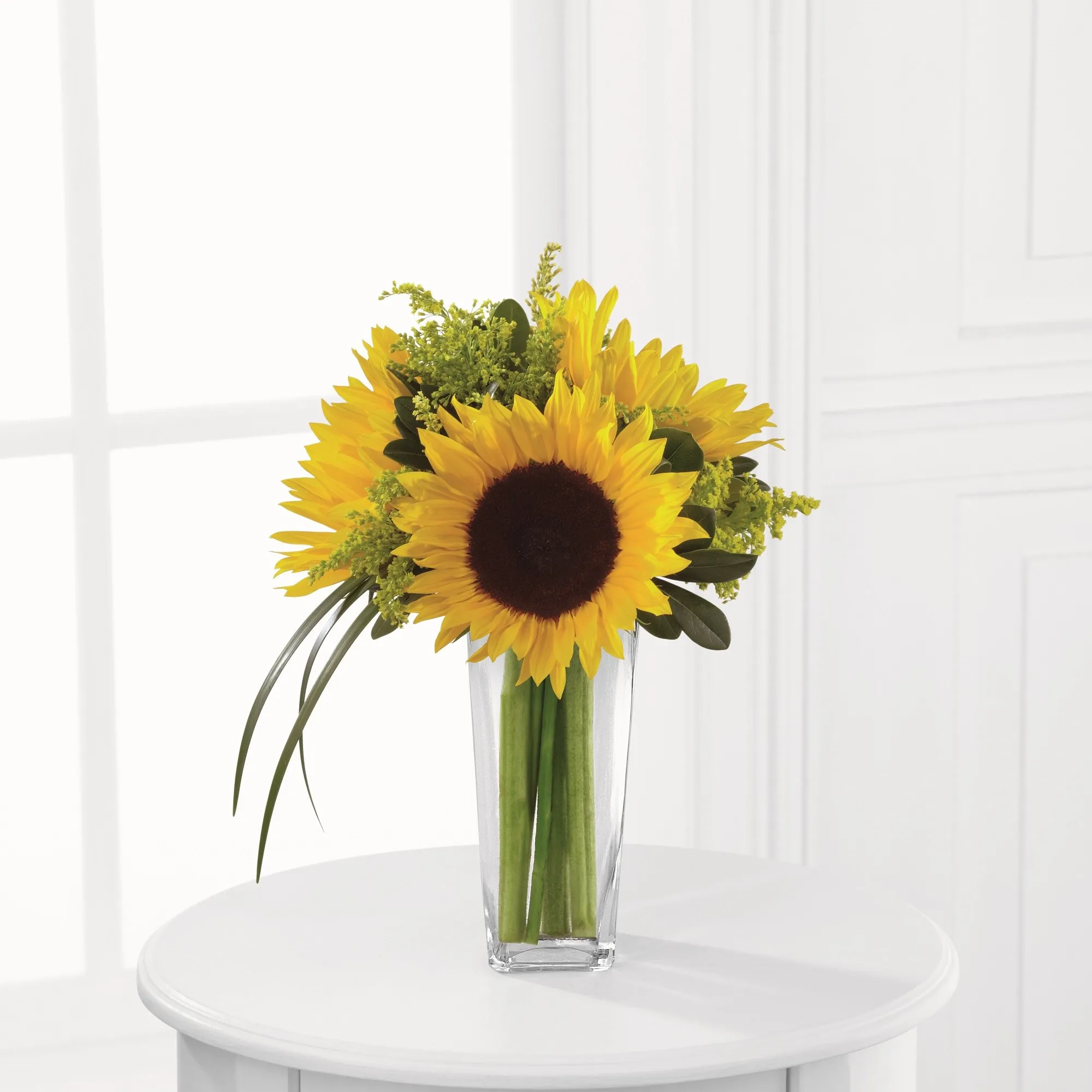 D9-4910 Sunshine Daydream™ Bouquet - Trinidad & Tobago