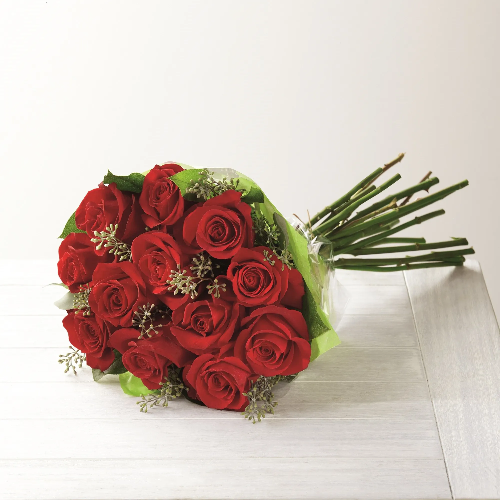 The Long Stem Red Rose Bouquet - VASE INCLUDED - Trinidad & Tobago