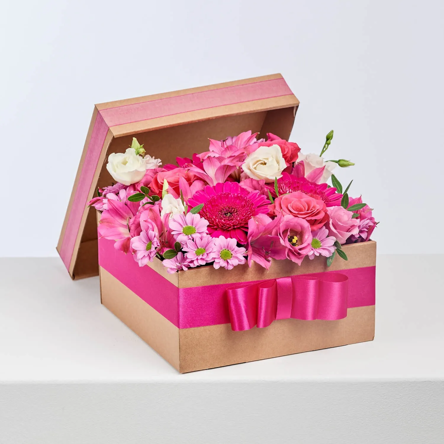 Poetry of pink flowers - Czechia