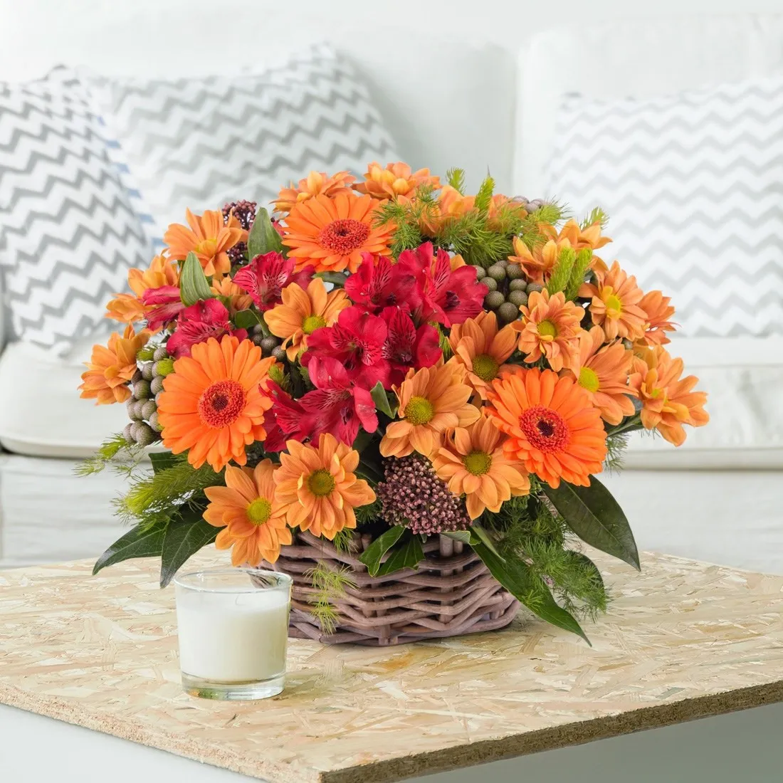 Basket arrangement of mixed flowers - Spain