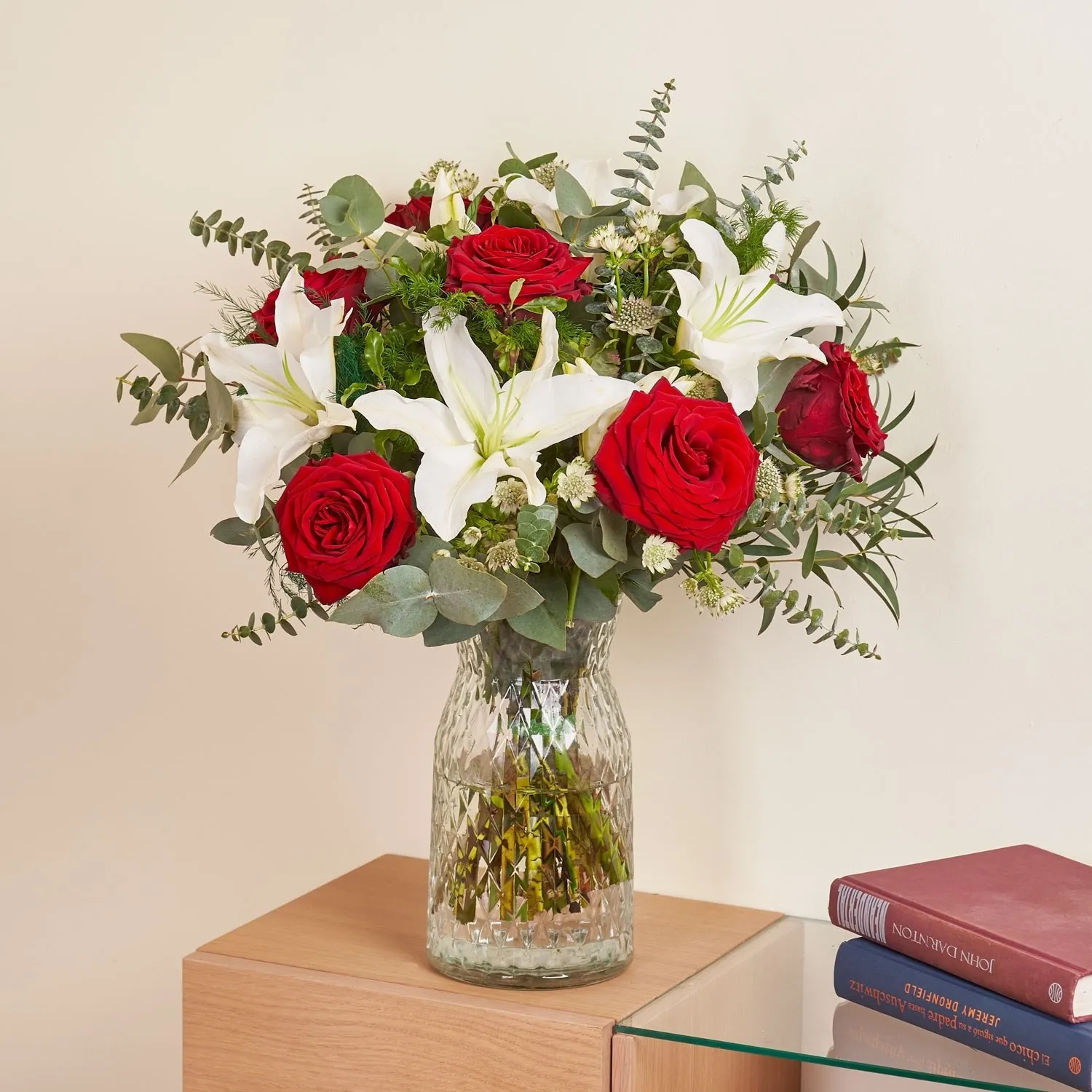 Arrangement of Roses with Lilies - Spain