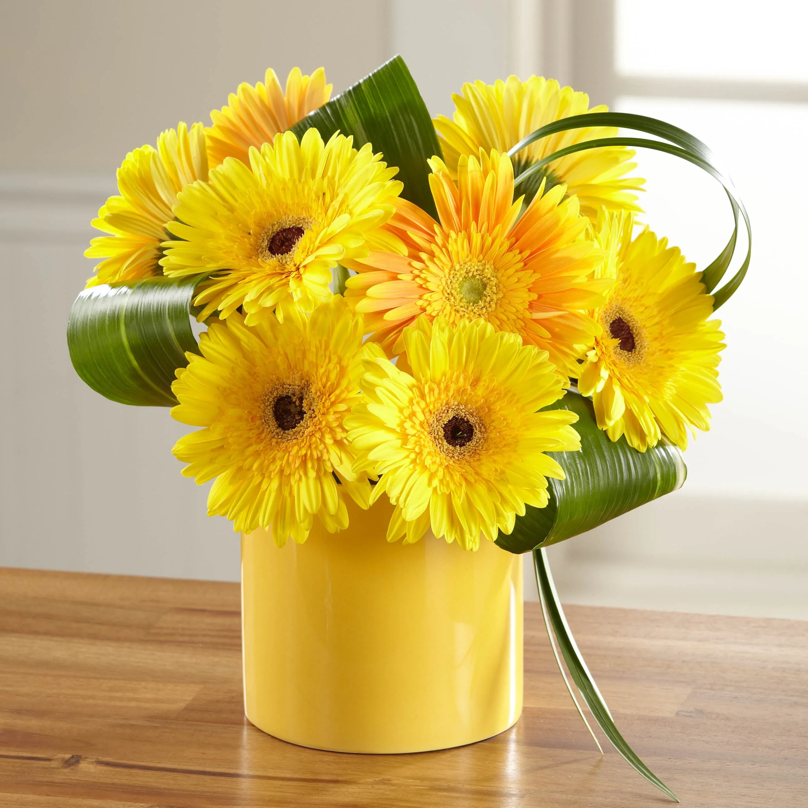 The FTD Sunny Surprise Bouquet - Guatemala