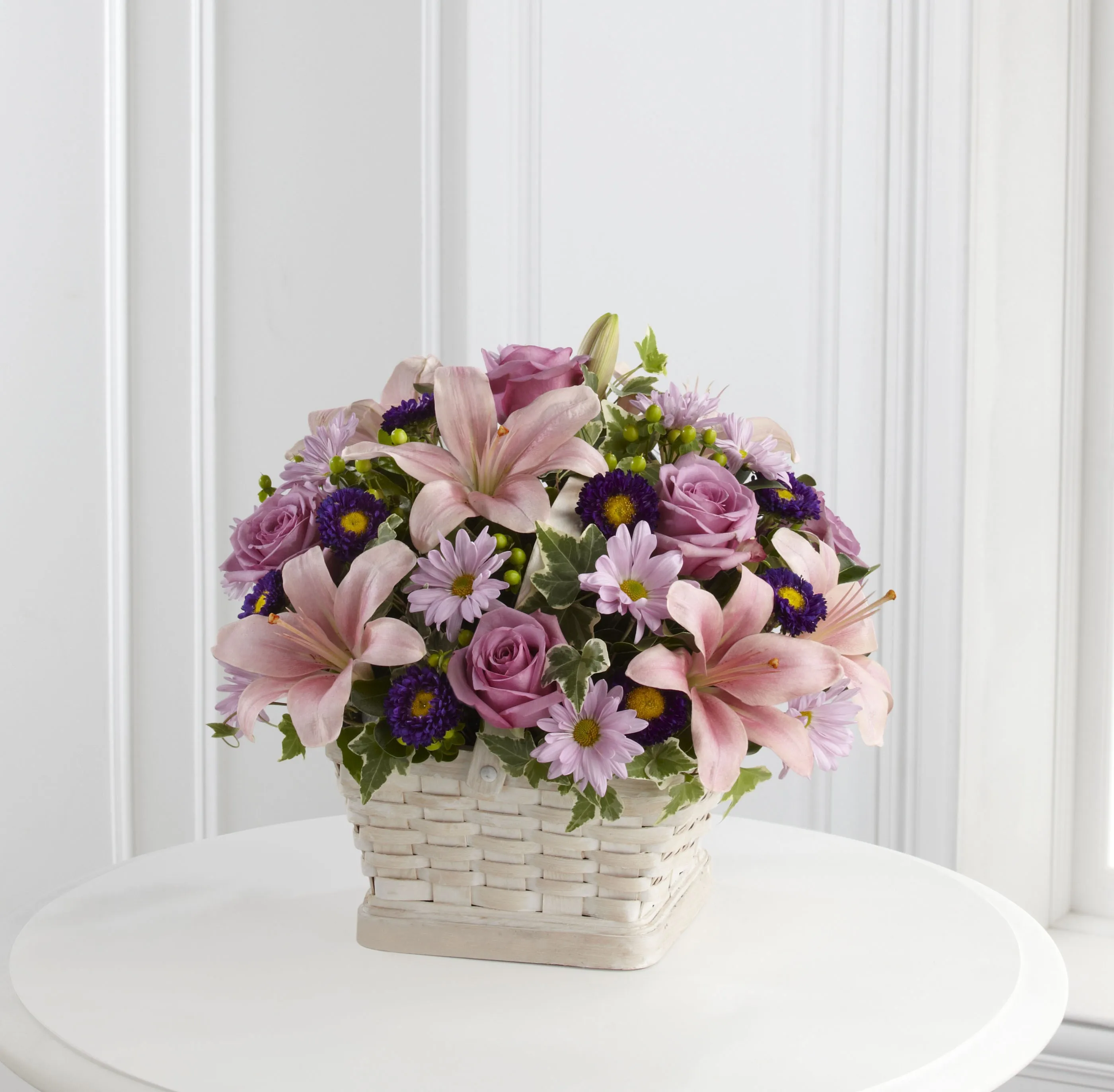 Kosz wyrazów współczucia FTD Loving