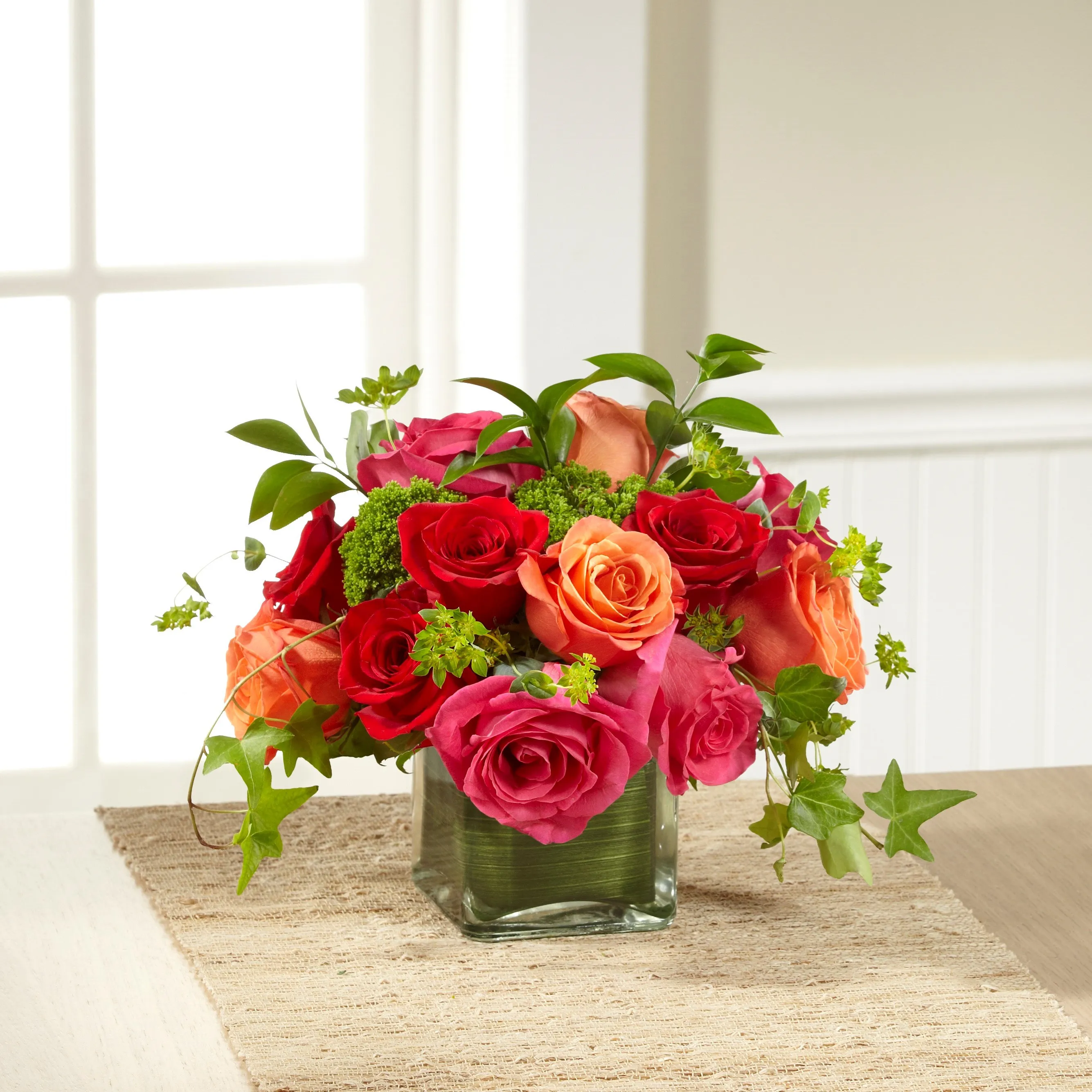 The FTD Lush Life Rose Bouquet - Panama