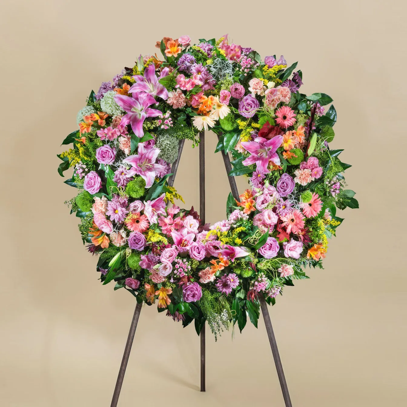 Multicoloured Classic Wreath - Andorra