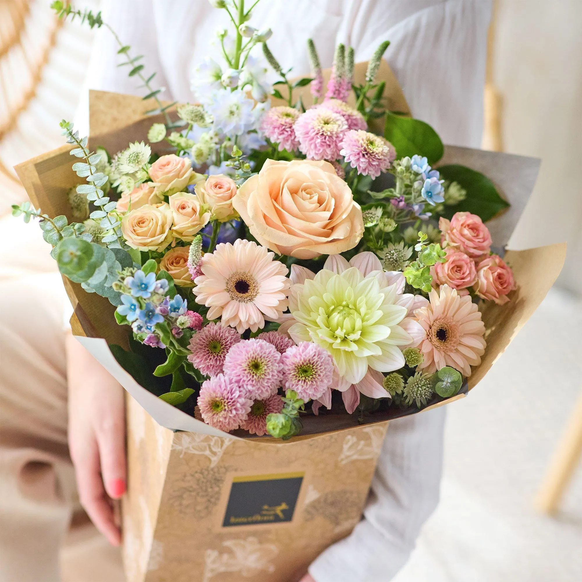 Gorgeous Classic Summer Bouquet. - Wielka Brytania