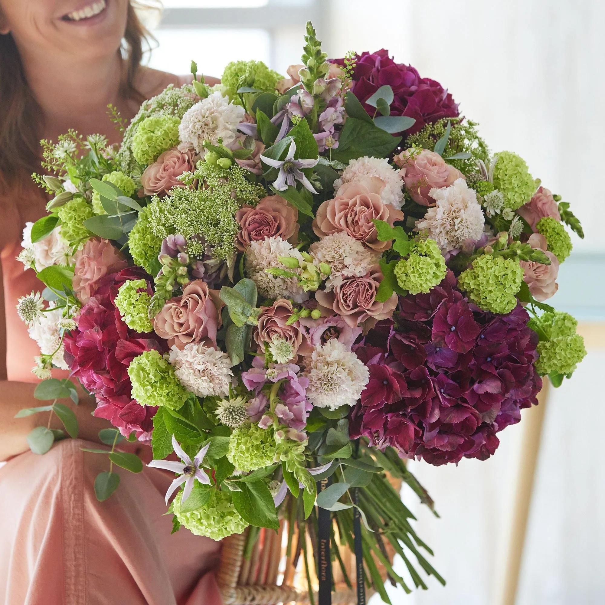 Pure Luxury Bouquet - United Kingdom