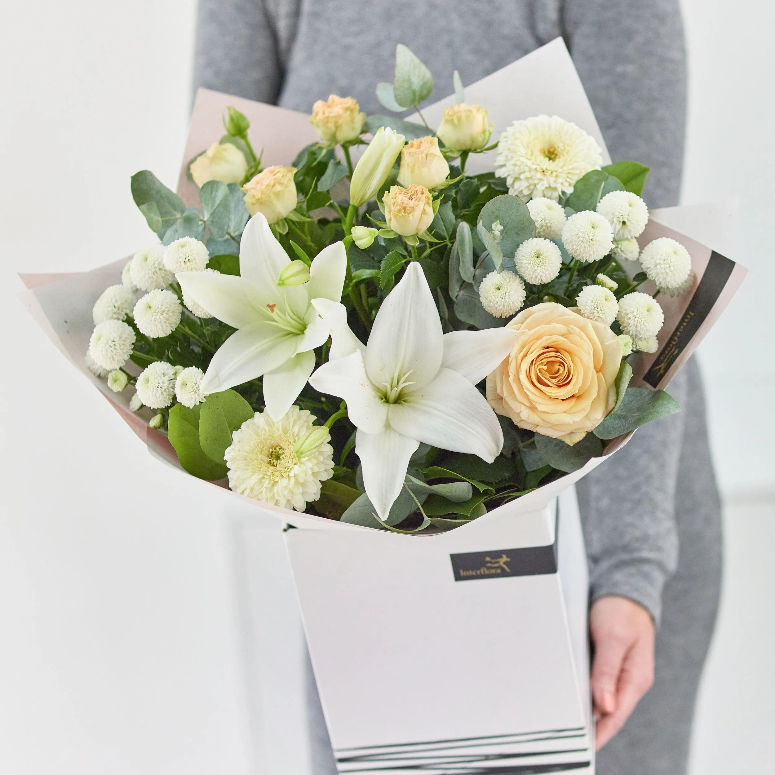 Beautiful Neutral Bouquet. - United Kingdom