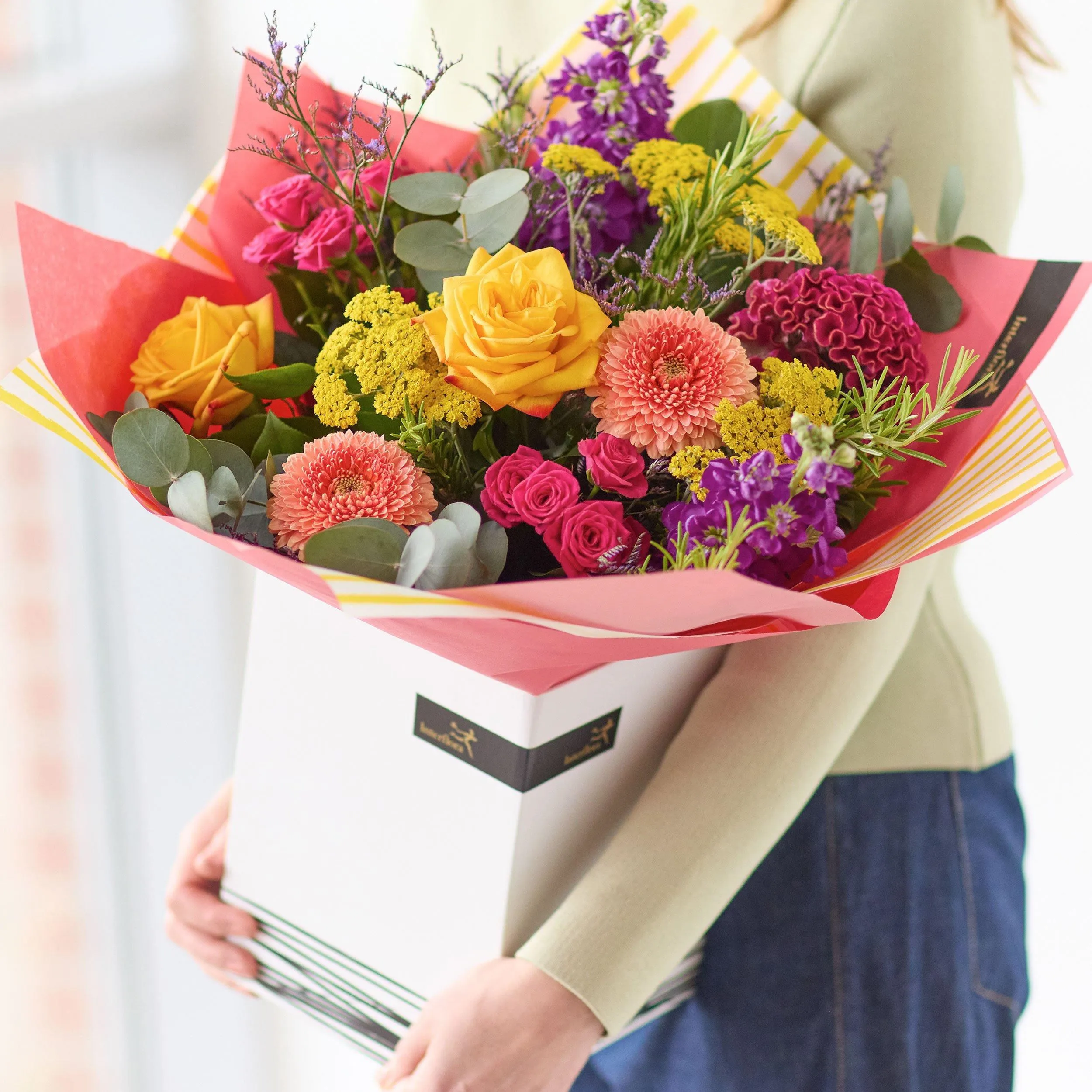 Extra Luxurious Bright Bouquet - Gibraltar