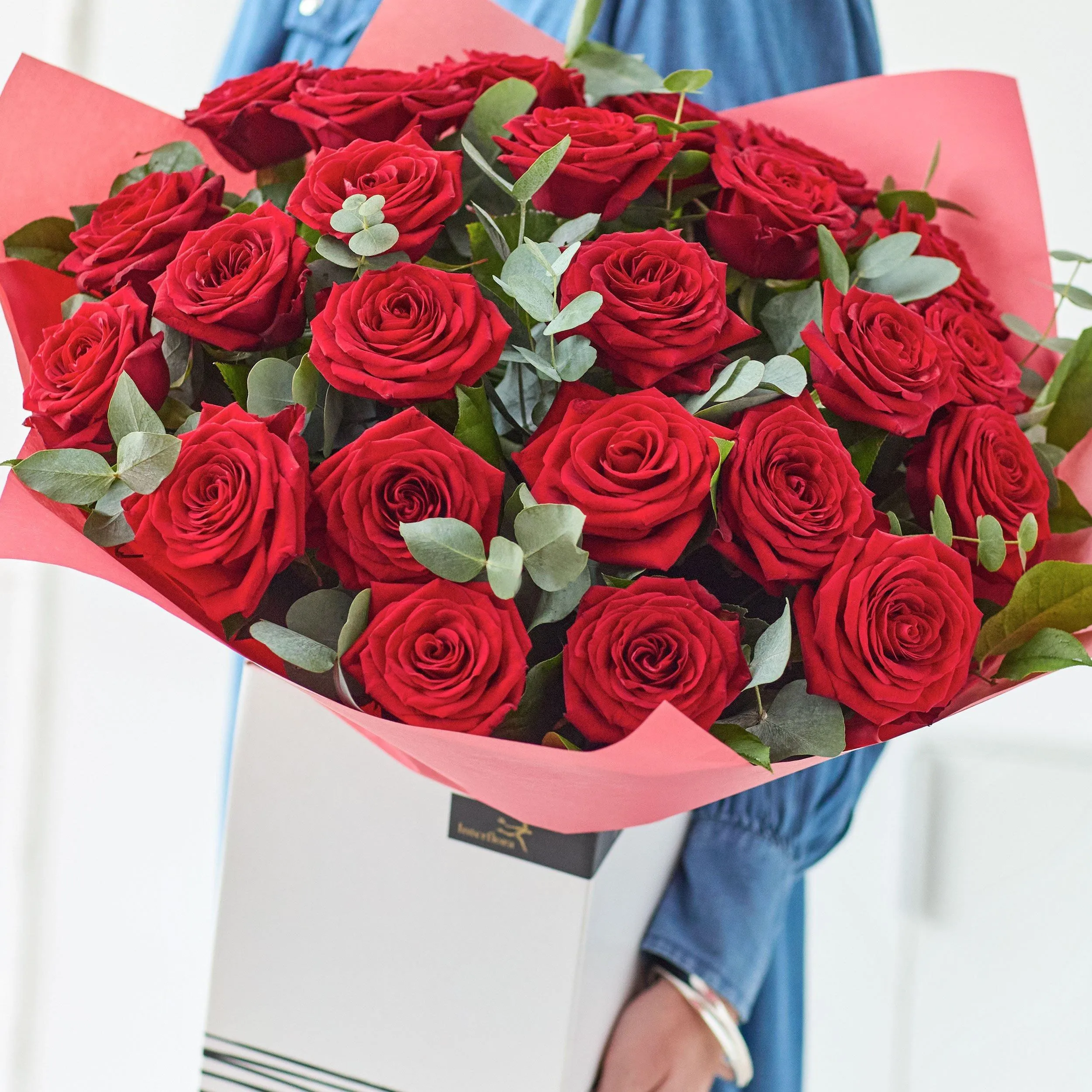 24 Sumptuous Red Roses - Gibraltar