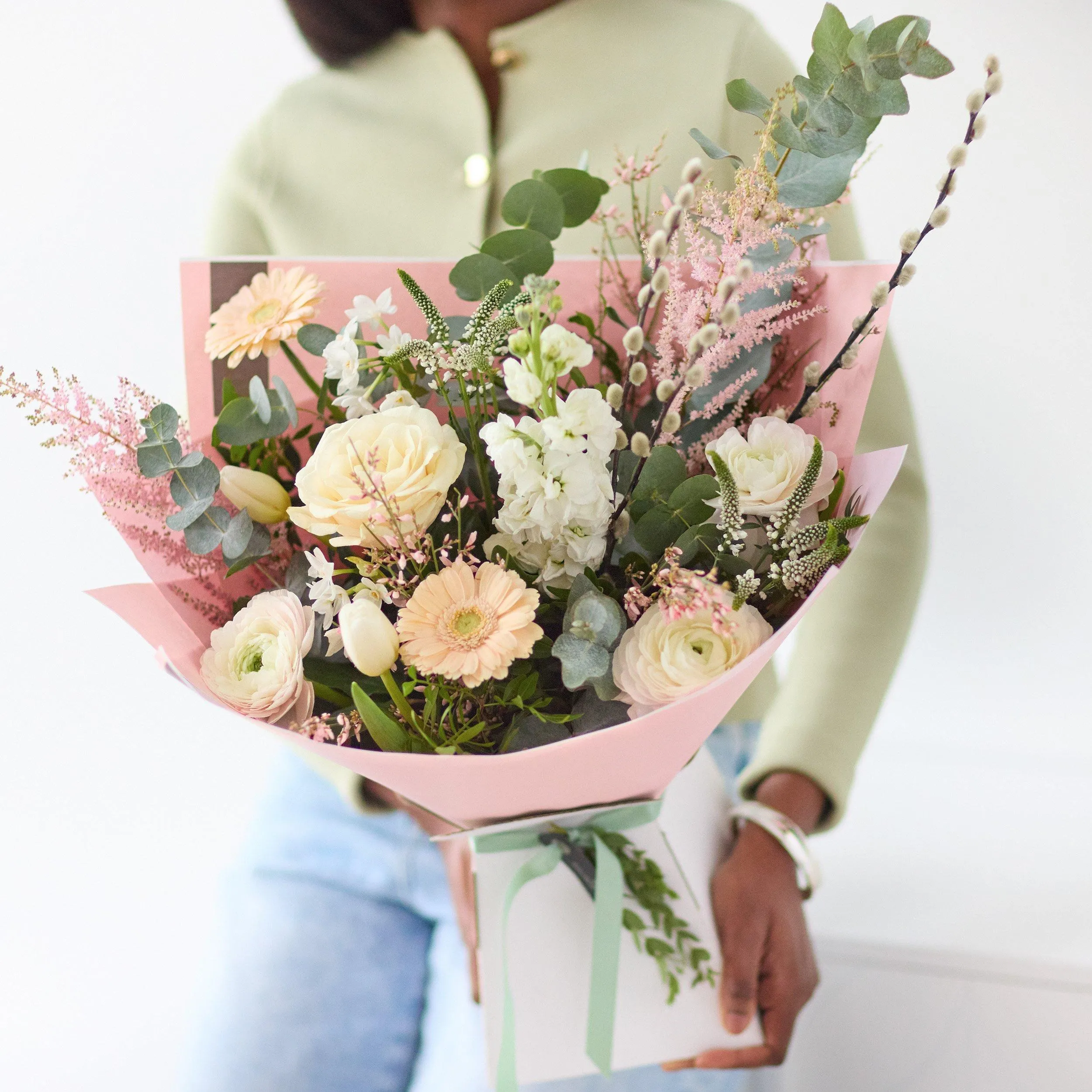 Luxury Trending Spring Bouquet - United Kingdom