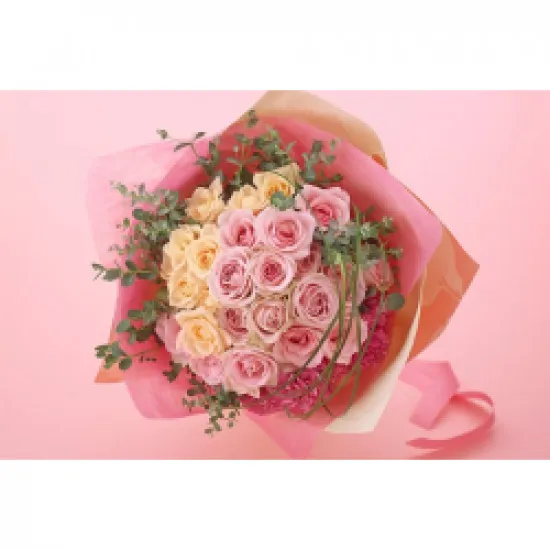 Elegant hand-tied bouquet mainly with roses