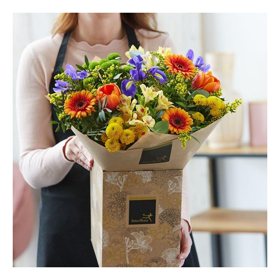 Classic Spring Bouquet without Lilies.