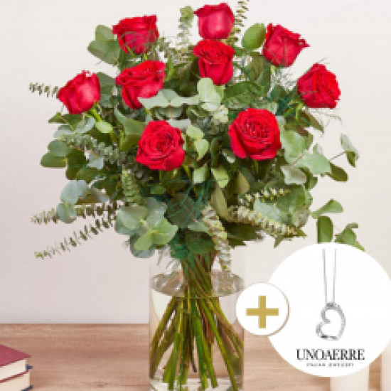 9 długich czerwonych róż z naszyjnikiem w kształcie serca
