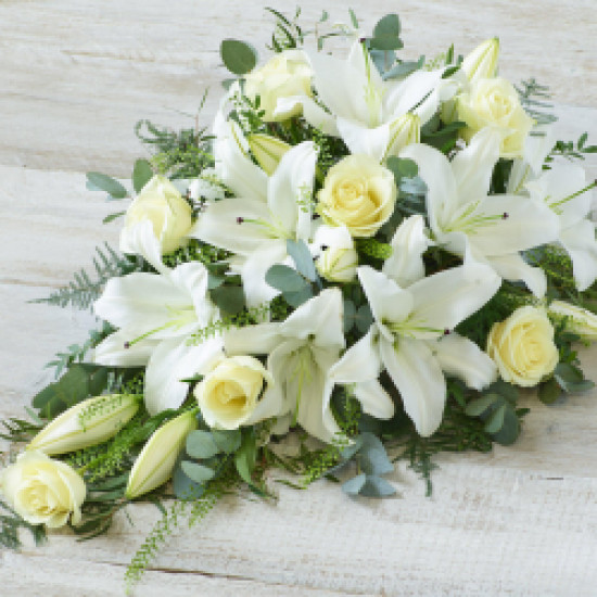 Wiązanka pogrzebowa biała z lilii i róż (duża)