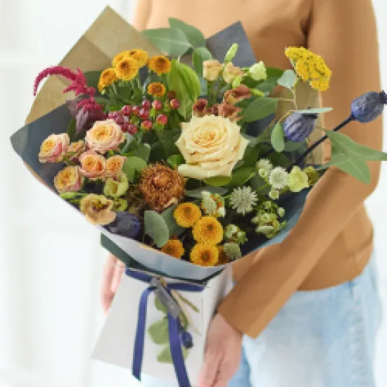 Oszałamiające, modne jesienne pudełko upominkowe.