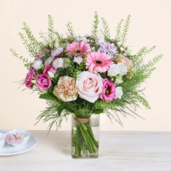 Maman cherie et son vase offert
