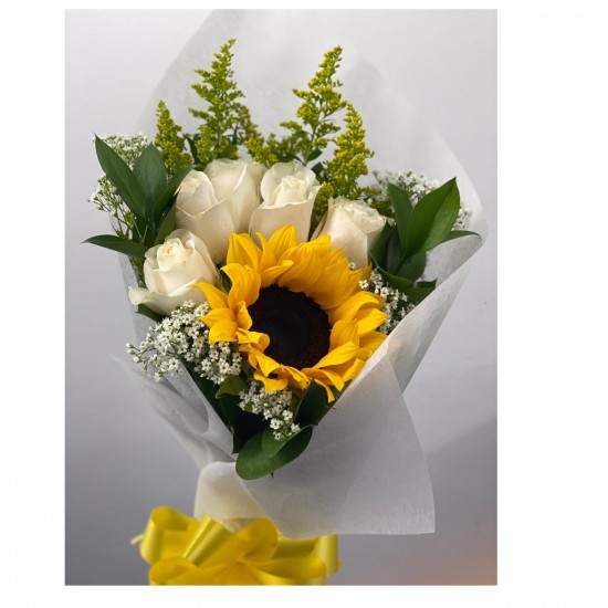 Sunflower & roses bouquet