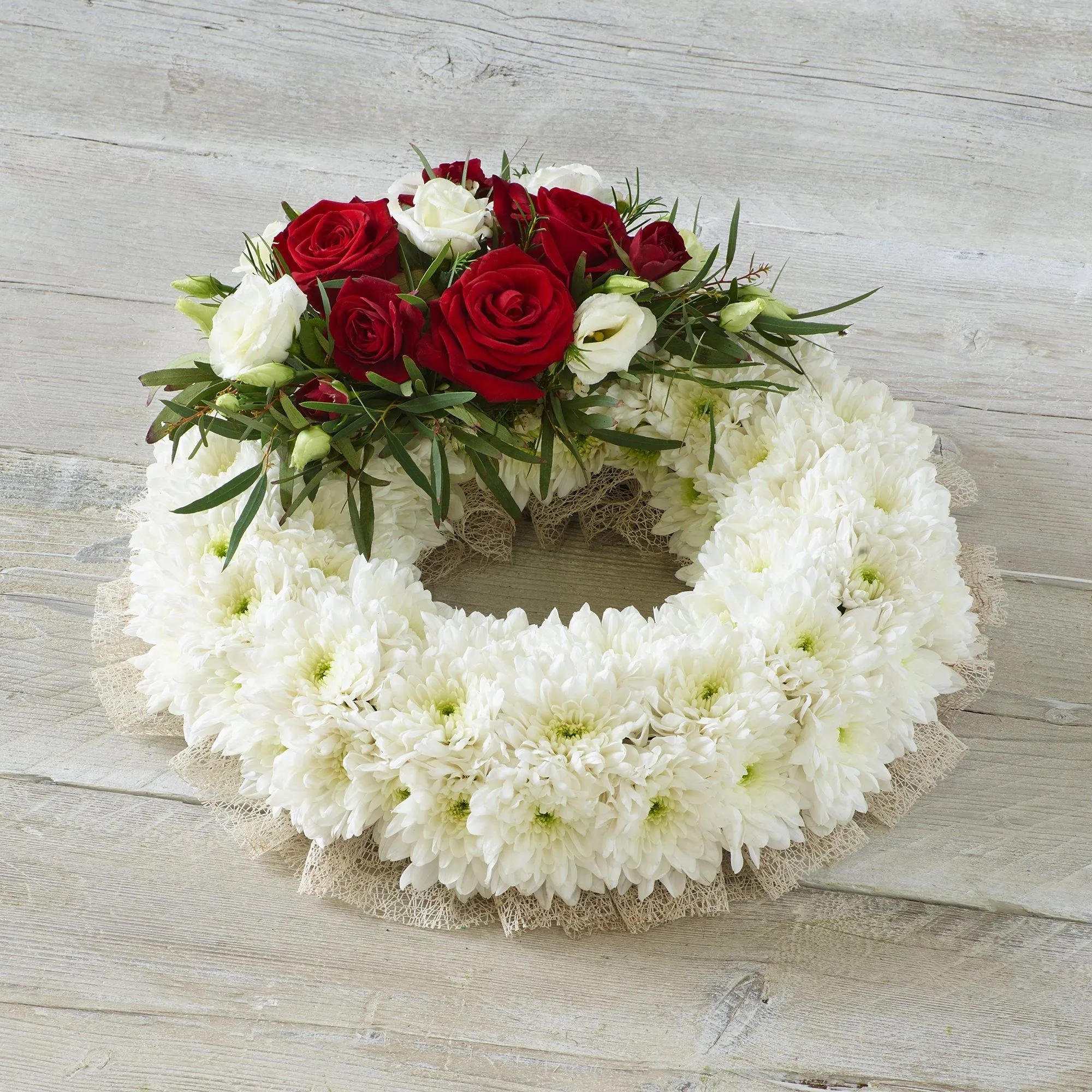 Traditional Red Wreath - United Kingdom