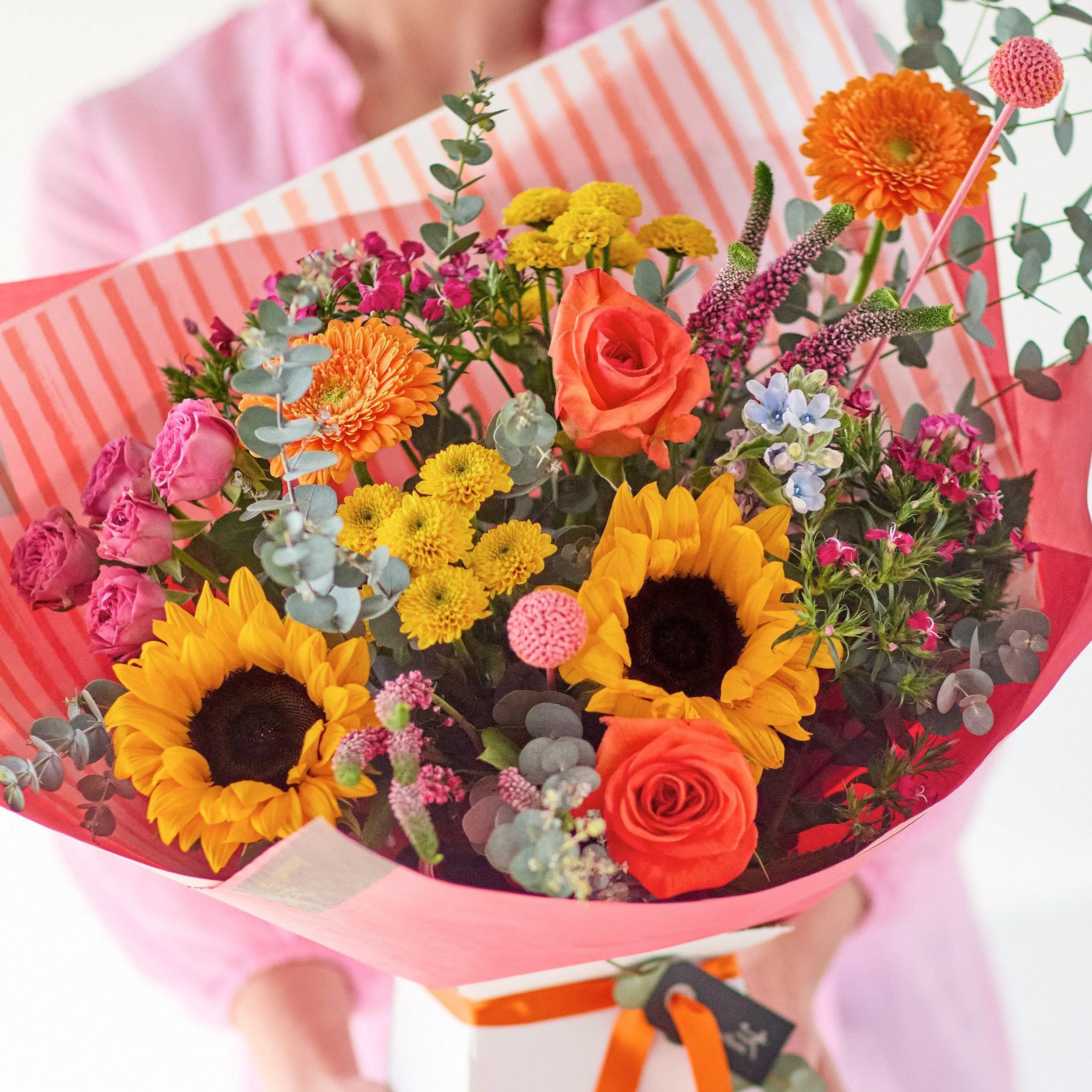 Summer Radiance Trending Bouquet - United Kingdom