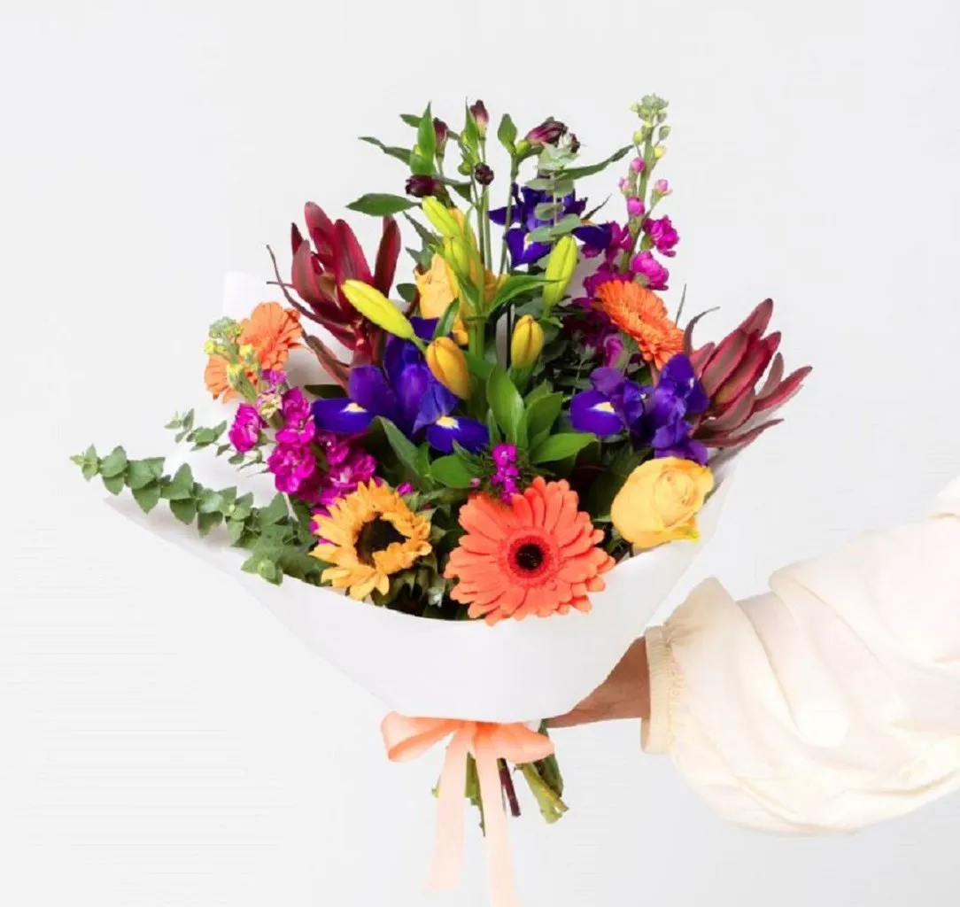 Seasonal Bright Bouquet - New Zealand
