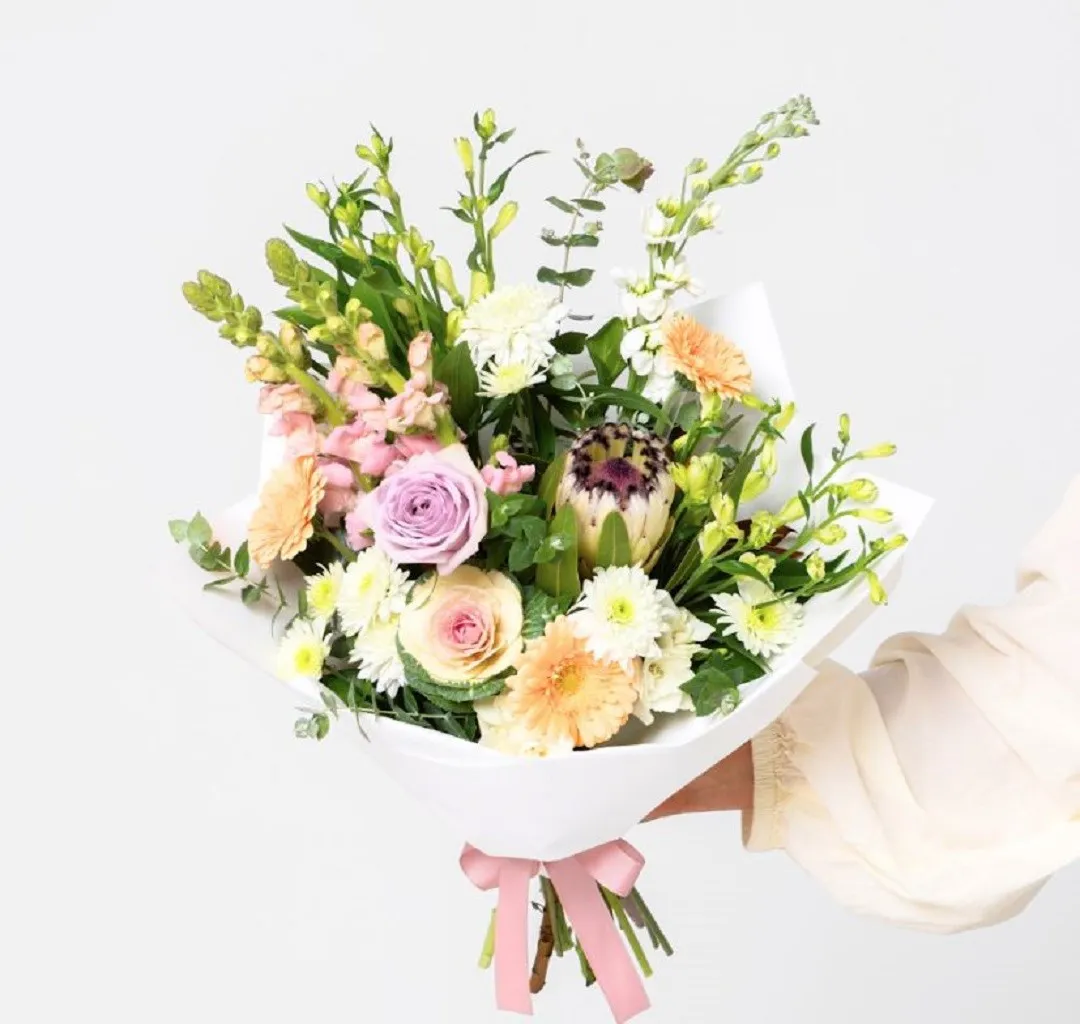 Seasonal Pastel Bouquet - New Zealand