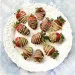 Strawberries in Dubai chocolate with pistachio coating