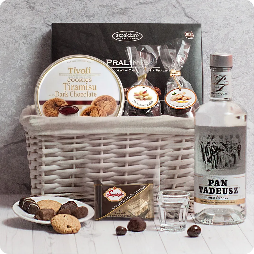Pan Tadeusz set- gift for Father's Day Poczta Kwiatowa®