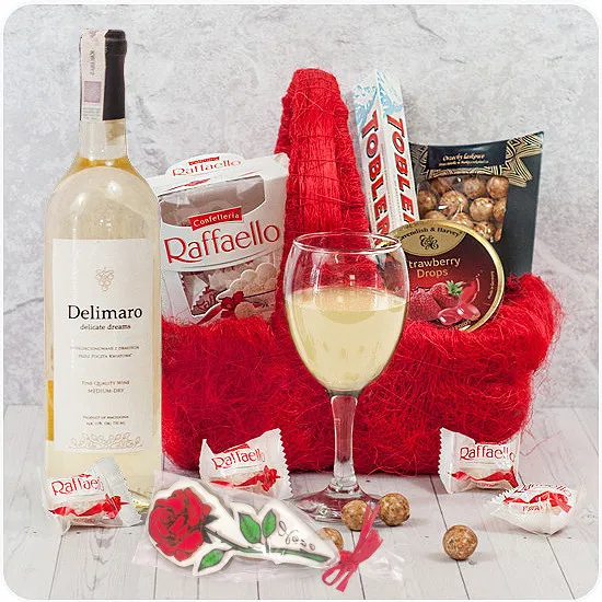 Guilty Surprise - Poczta Kwiatowa® women's day gift