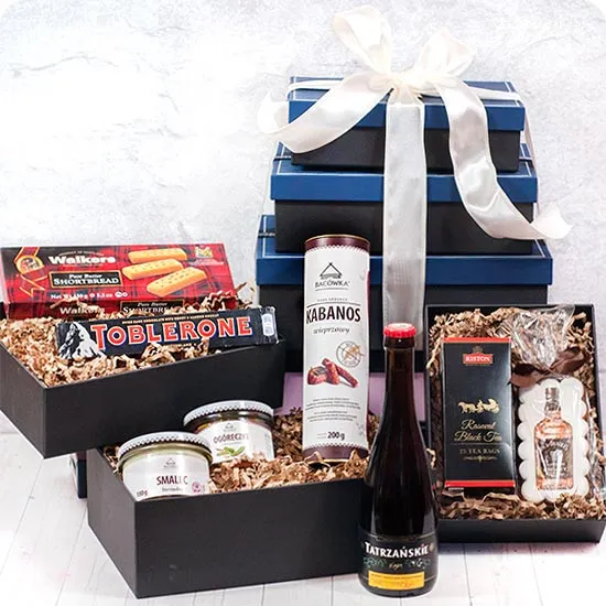 Męski Gift Tower, wieża prezentów