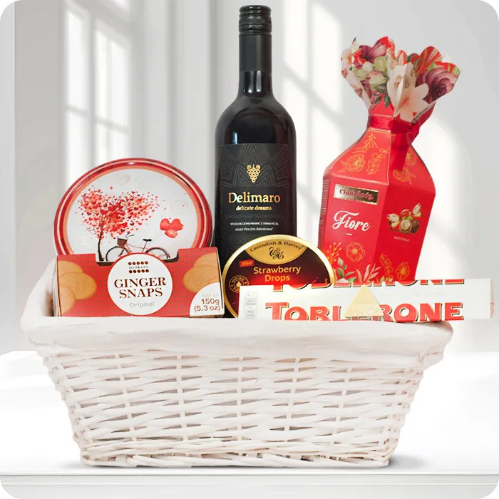 Power of Love - Poczta Kwiatowa® gift basket