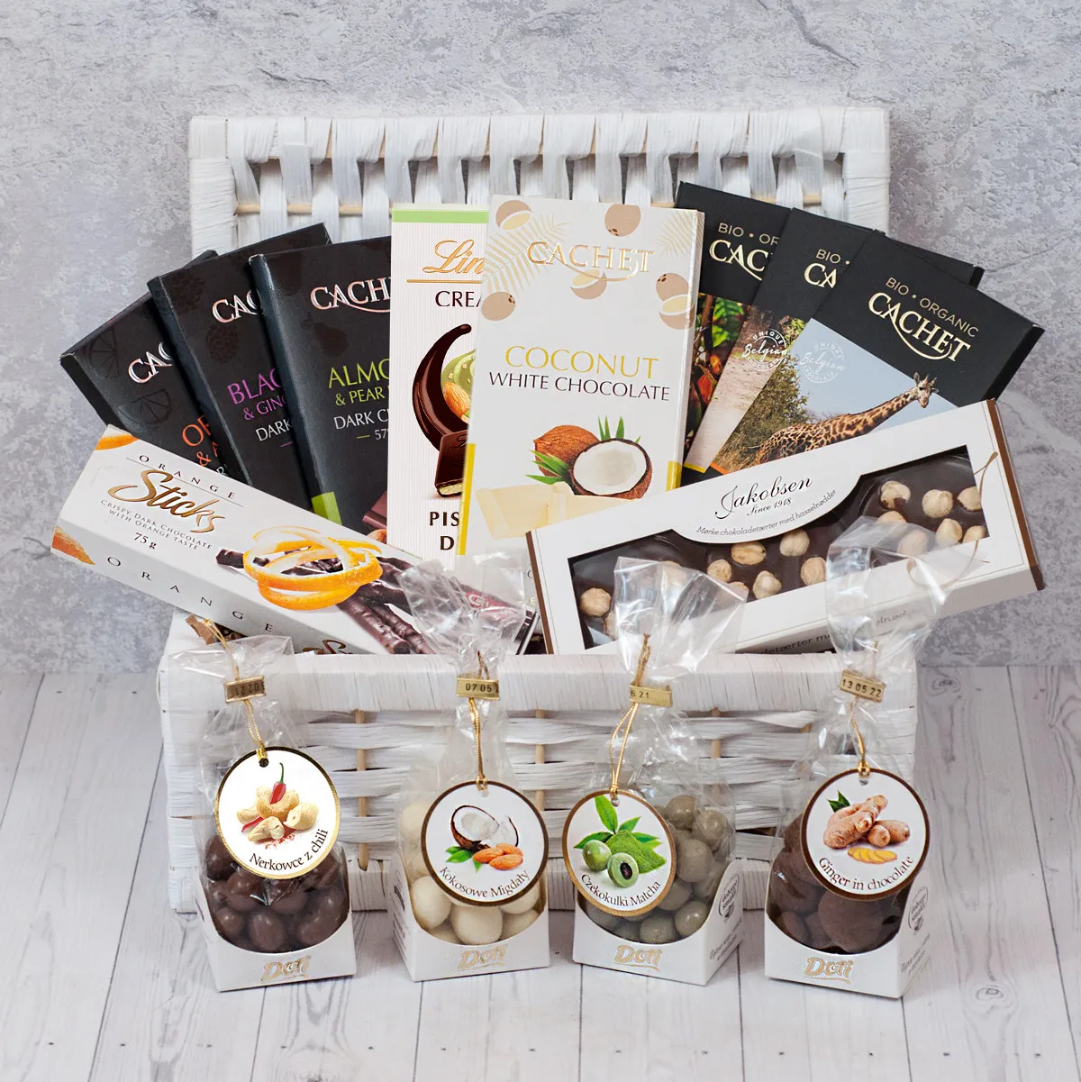 Chocolate lover's choice - Poczta Kwiatowa® home delivery gifts