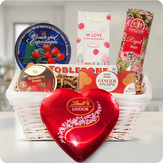 Straight to the heart - Poczta Kwiatowa® gift delivery