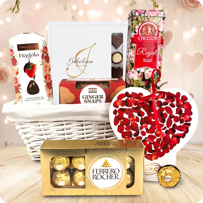 Just love me - Poczta Kwiatowa® gift baskets