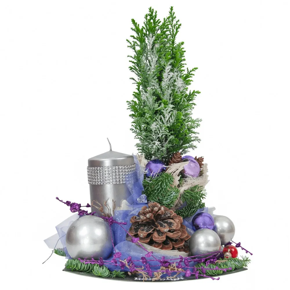 Firmament centrepiece, cypress, fir branches, cones, organza, decorative tape, bark, reed baubles, Christmas reed