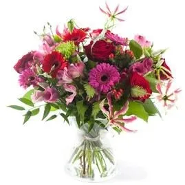 Charming pink red bouquet, excl. vase