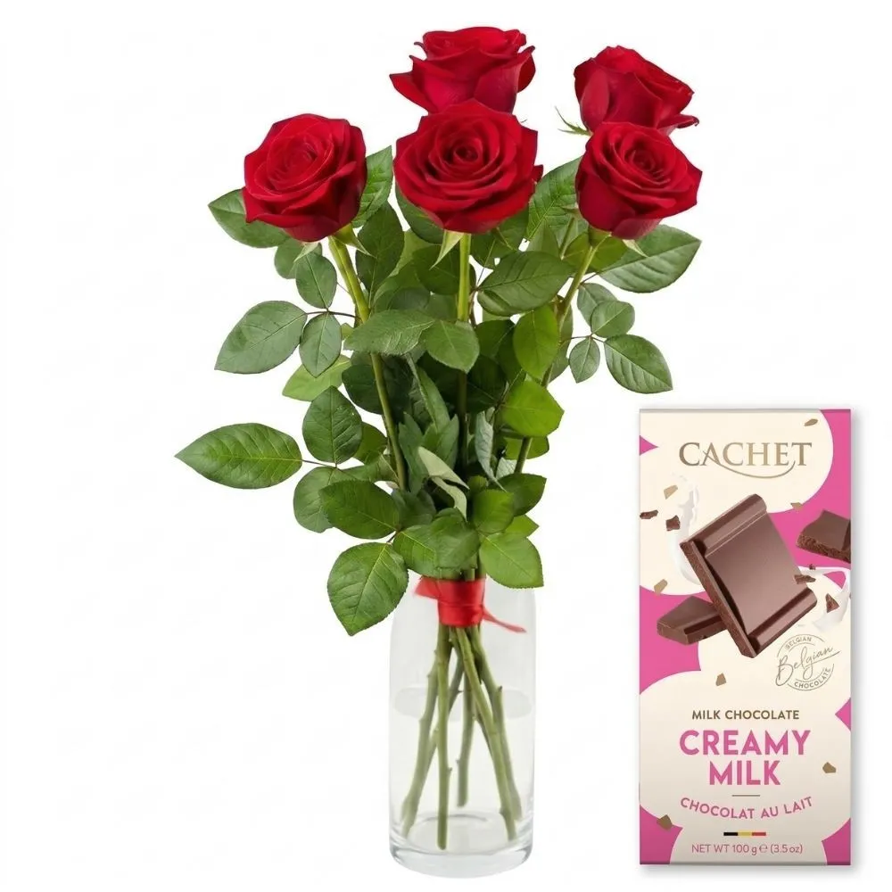 5 red roses with chocolate in a box